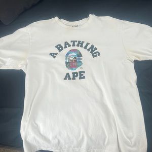 A bathing ape white tee